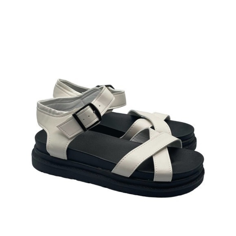 White‎ Crisscross Platform Sandal Size 41